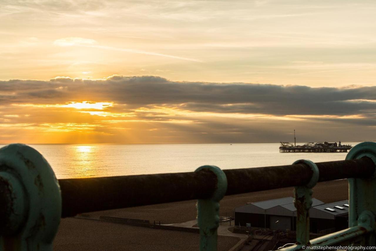 Seafront Apartment With Garden Brighton Exteriör bild